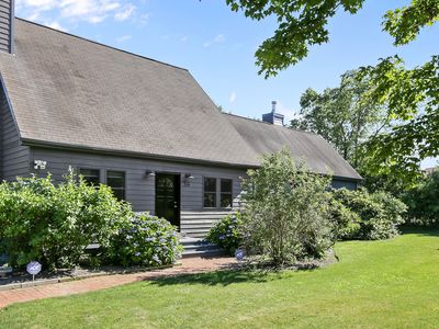 36 Farmstead Ln, Water Mill, NY, 11976