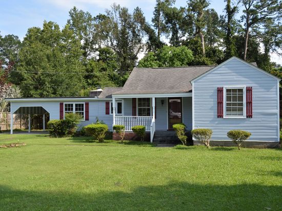 709 E Wilmington St Burgaw Nc 28425 Zillow