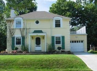 3807 Thornton Dr, Cincinnati, OH 45236