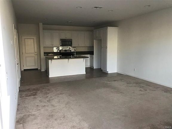 3rd image of 757 N Via Dolcetto