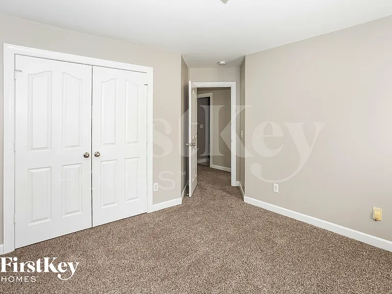 1504 Aries Ln — Photo 13