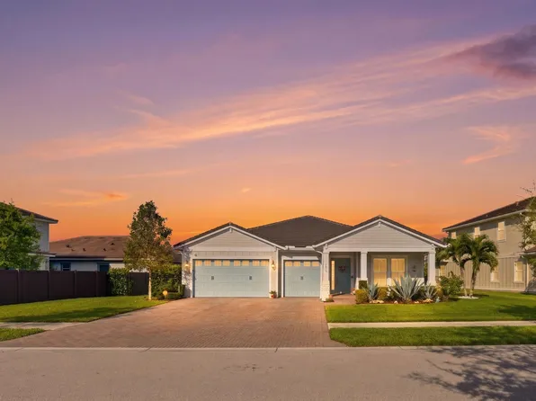 1011 Sweetgrass Street, Loxahatchee, FL 33470