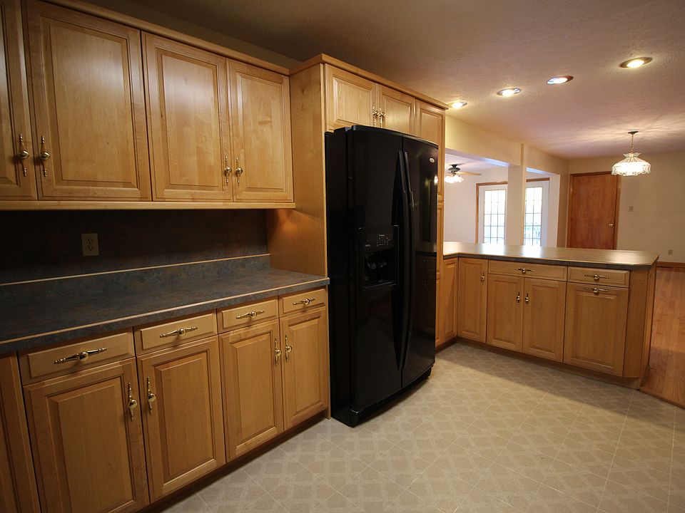 108 Seaton Dr, Russell, KY 41169 Zillow