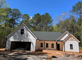 322 Barnesville Rd, Griffin, GA 30224