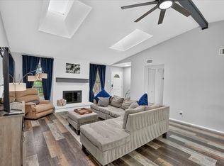 2806 Holy Cross Ln, Garland, TX 75044