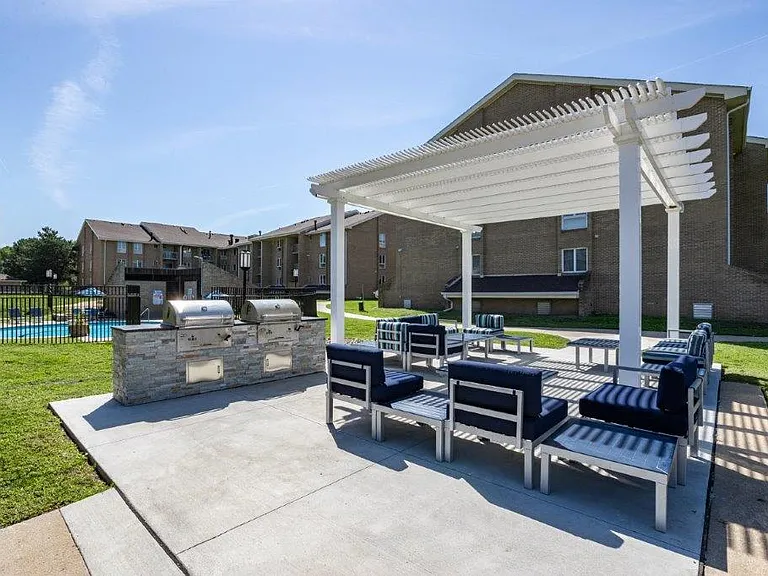 Regency Lakeside Apartment Homes — Photo 23