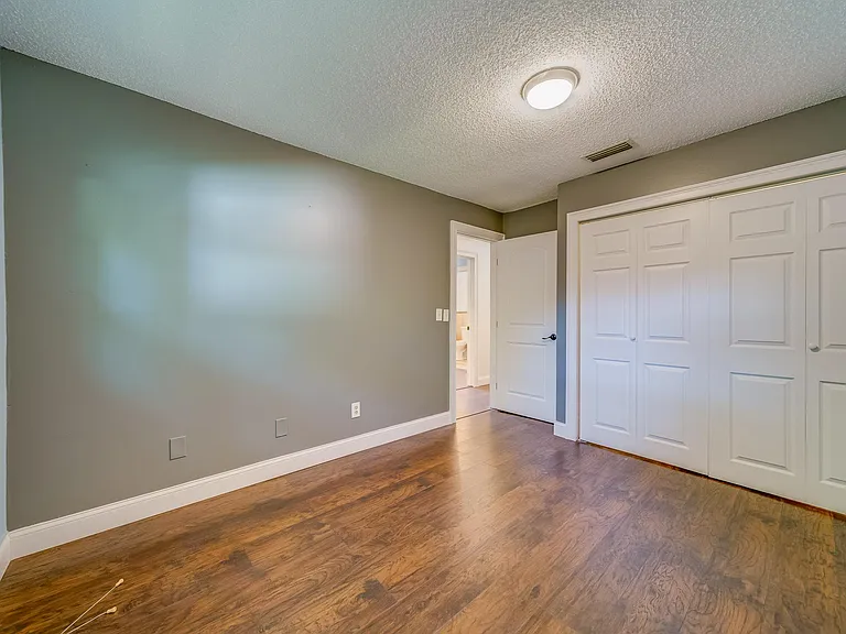 1116 Tangerine St — Photo 6