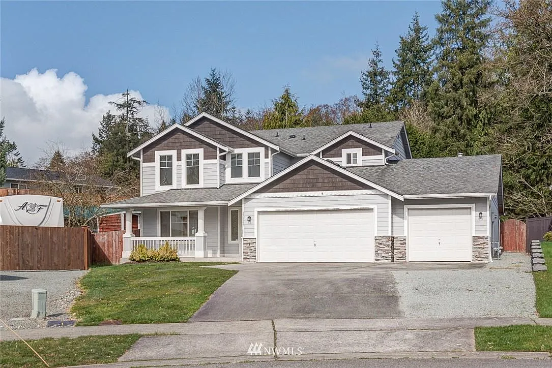 27824 73rd Dr NW photo 1