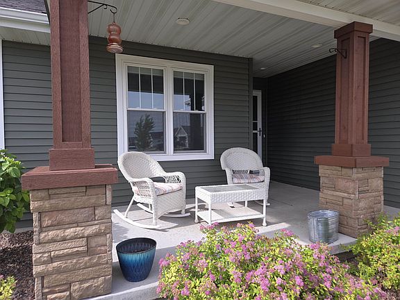 3rd image of 678 Westfield Ave