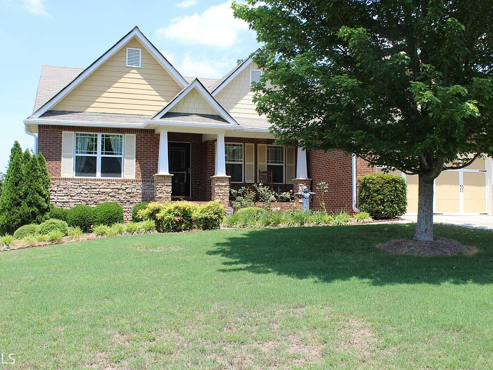 1st image of 472 Castle Top Ln