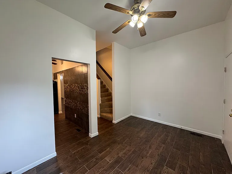 1312 Ashland Ave — Photo 4