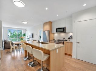 707 Como Lake Ave #311, Coquitlam, BC V3J 0J5