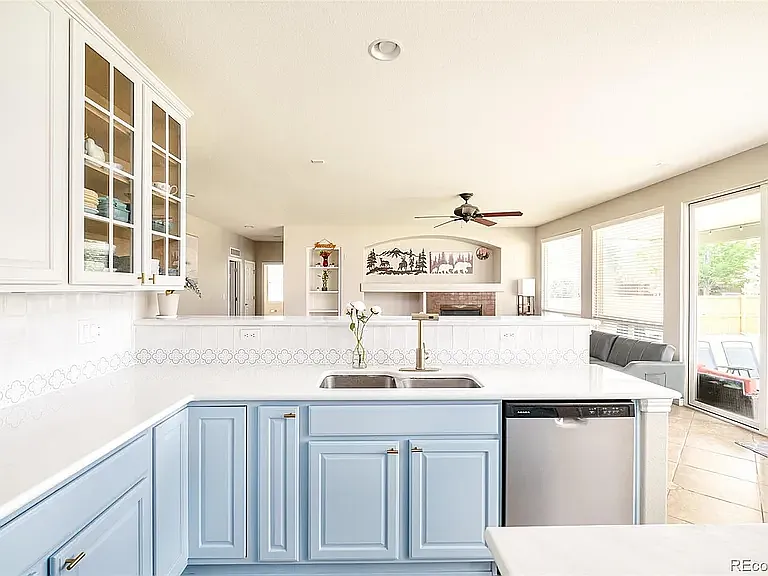 912 Kryptonite Dr — Photo 21