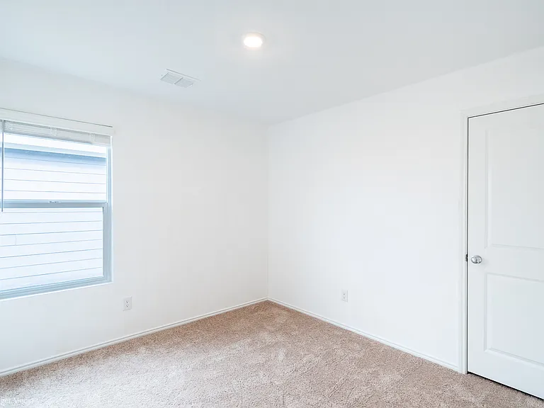 6638 Loy Dr — Photo 13