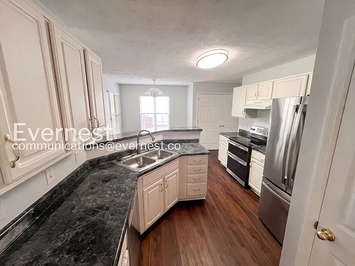 1813 Bryce Cir — Photo 7