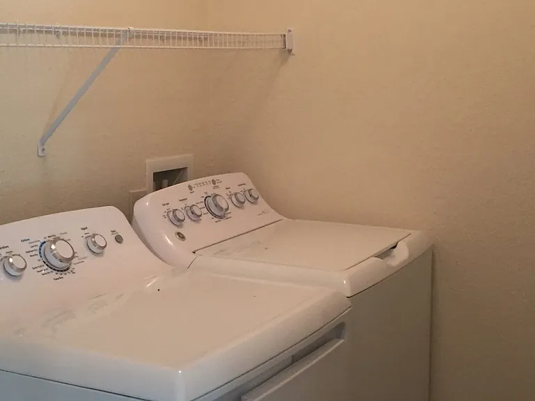Valley Manor — Photo 14