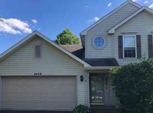 2429 Deerfield Dr, Aurora, IL 60506