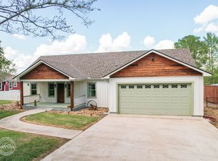 2884 Lakewood Dr, Shreveport, LA 71107