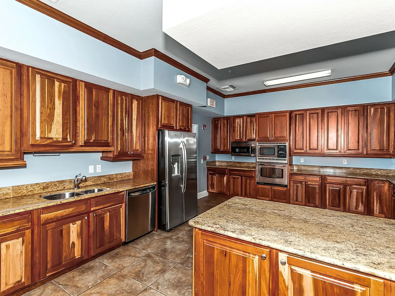 6061 Silver King Boulevard #203 - 1 — Photo 3
