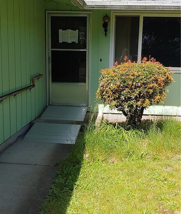 1st image of 7528 12th Way NE