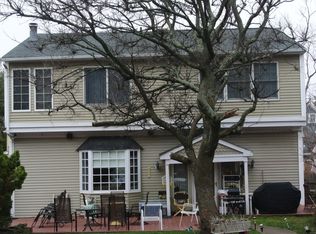 191 Santiago Ave, Rutherford, NJ 07070