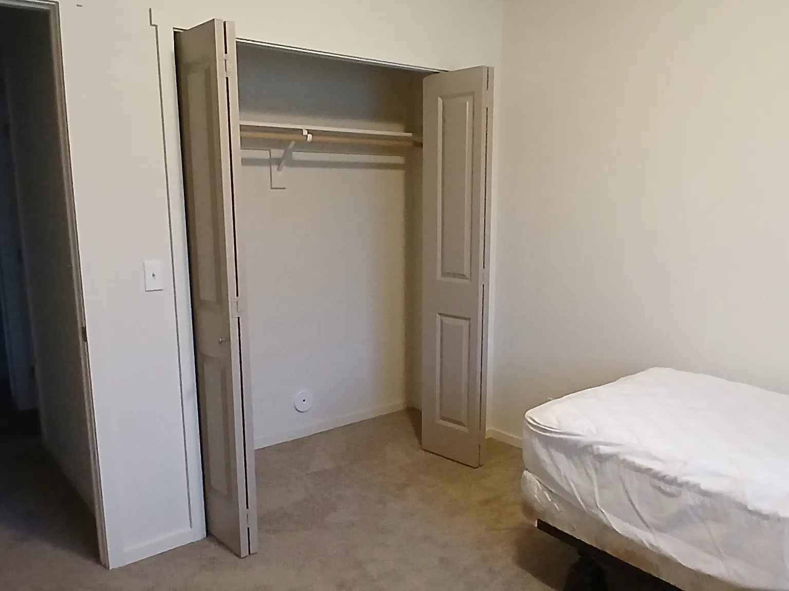 1 bed, $695 — Photo 3