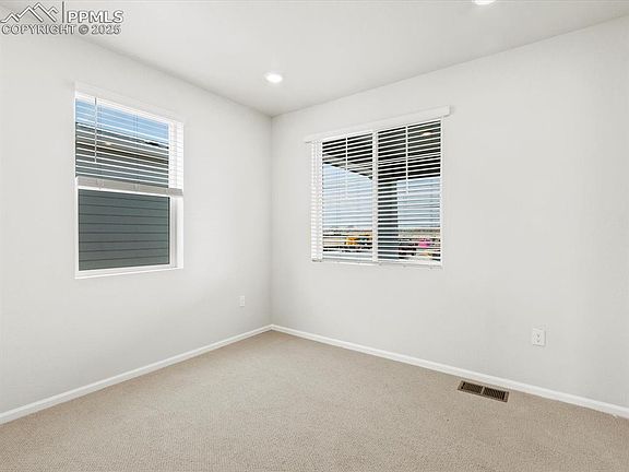 3rd image of 10113 Keynes Dr