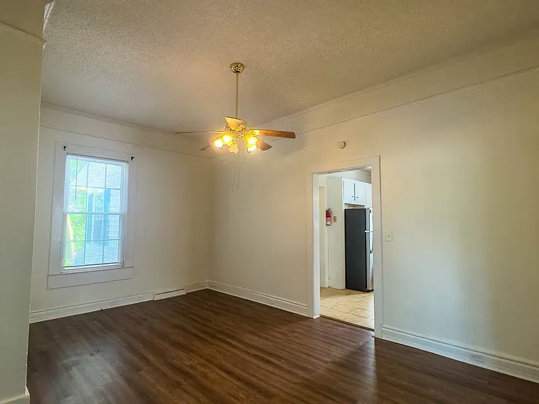 1112 Olympia Ave — Photo 15