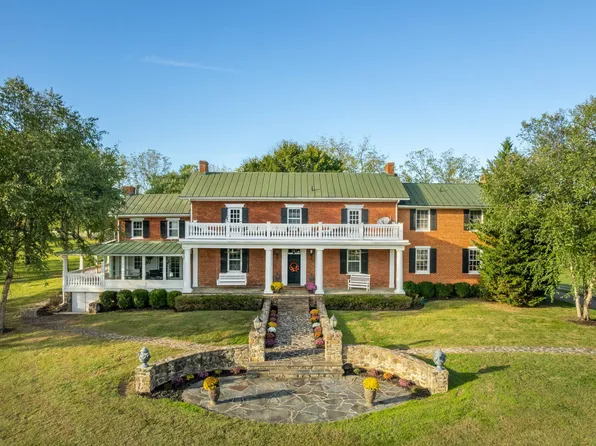 1787 Light Horse Ln, Delaplane, VA 20144