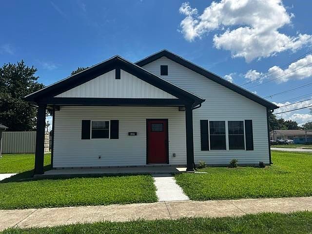 1st image of 127 Maple St