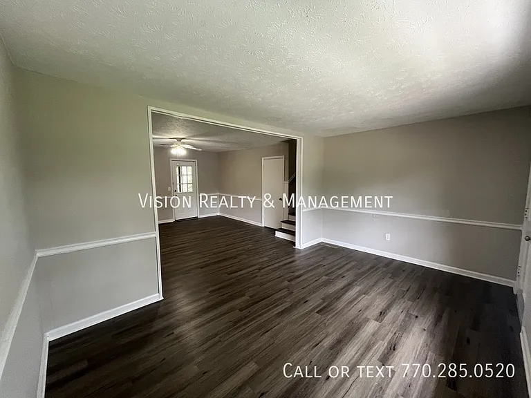 153 Carroll Cir — Photo 12