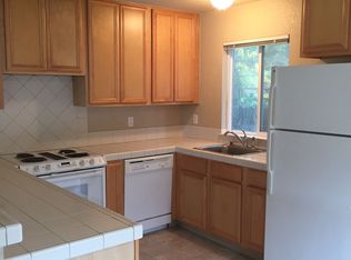 1790 E St APT B, Napa, CA 94559