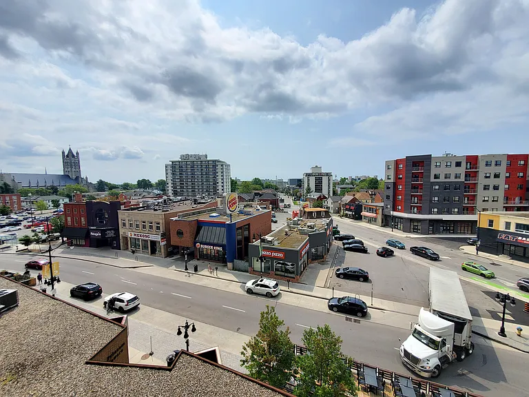 401 Princess St — Photo 6