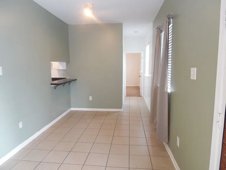 739 & 741 Leontine St — Photo 3