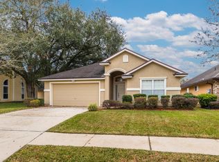 947 Steeplechase Ln, Orange Park, FL 32065