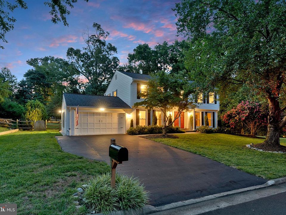 1st image of 10302 Galpin Ct
