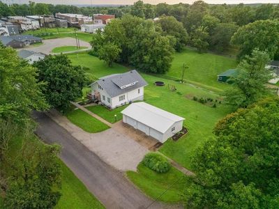 205 & 207 N Main St, Oregon, MO, 64473