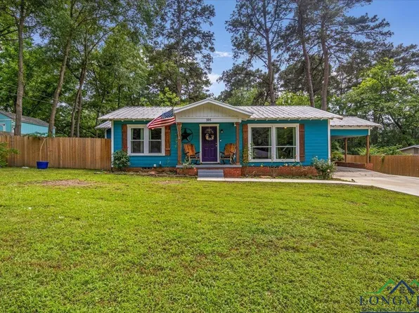 105 Brooksy St, Gilmer, TX 75644