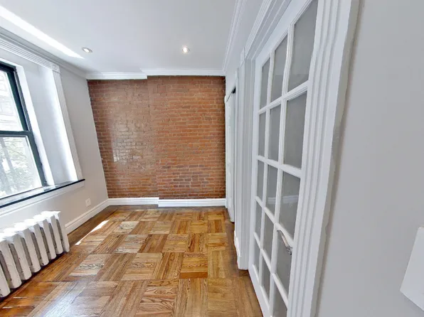 219 East 23rd Street image 4 of 4