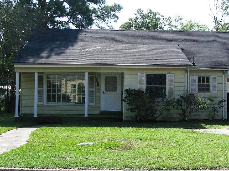 1st image of 626 Hoskins Ave