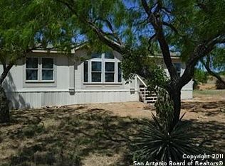 725 Price Rd, Poteet, TX 78065