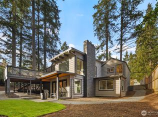 1335 N 152nd St, Seattle, WA