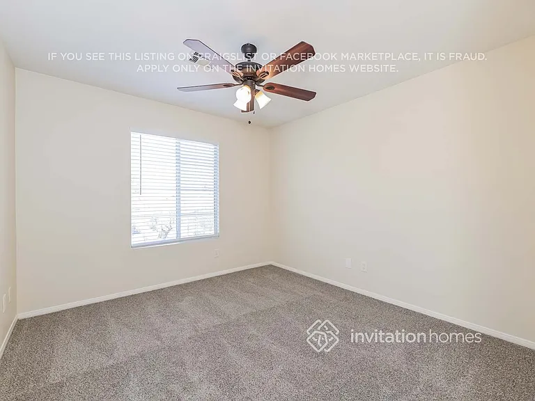2515 Wellworth Ave — Photo 12