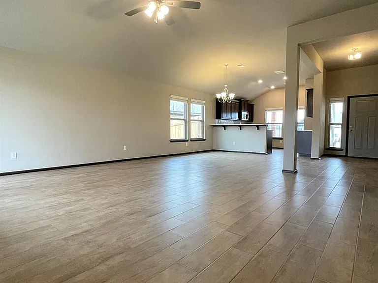 2249 Roca Dr — Photo 11