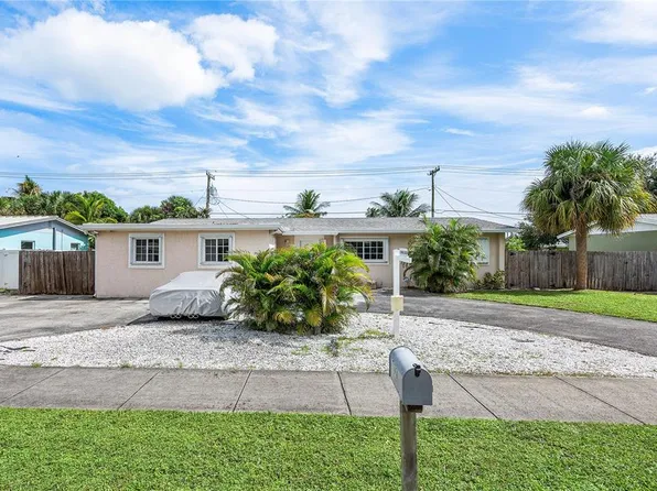 108 N 13th Pl, Lantana, FL 33462