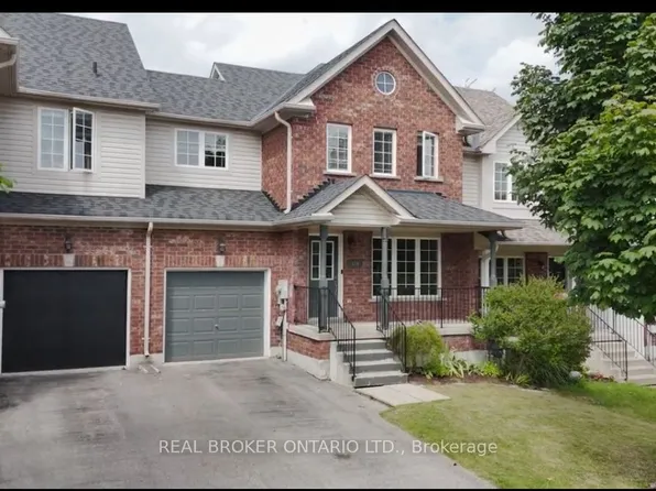 176 Thrushwood Dr, Barrie, ON L4N 0Z1