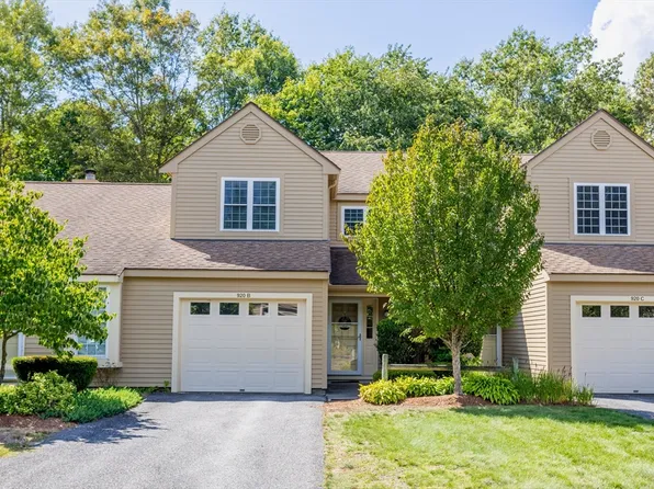 920 Ridgefield Cir #920B, Clinton, MA 01510