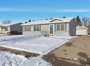 5225 Kansas Dr, Ames, IA 50014