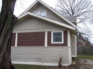 836 Hays Park Ave, Kalamazoo, MI 49001