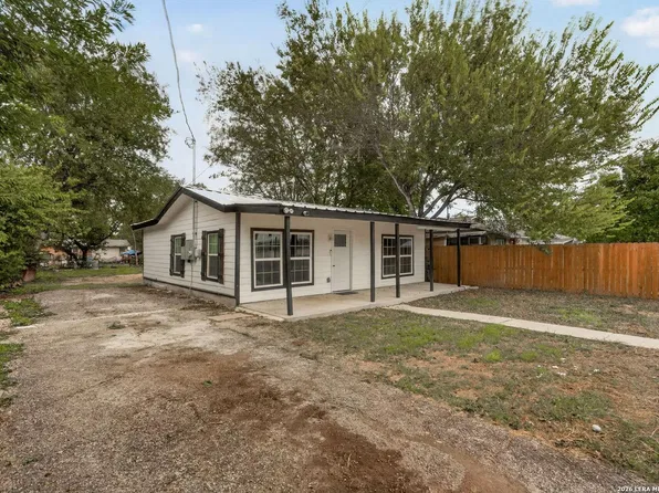 639 Sewanee St, San Antonio, TX 78210